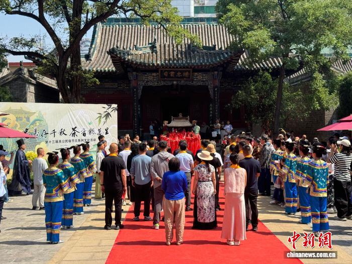 玩转娱乐新次元 - 巅峰国际